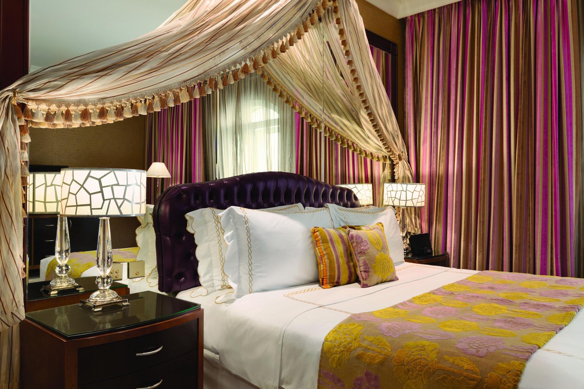 Grand Regency Doha, Trademark Collection By Wyndham Exterior photo