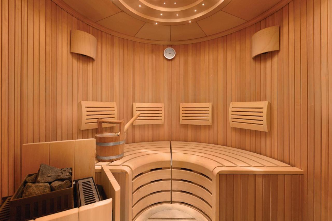 Grand Regency Doha, Trademark Collection By Wyndham Exterior photo A modern Finnish sauna